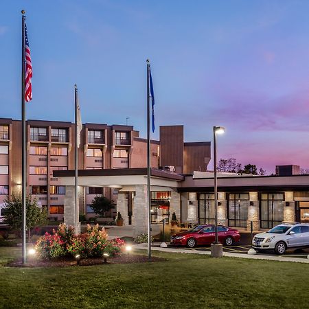 Crowne Plaza Milwaukee South By Ihg Hotel Bagian luar foto