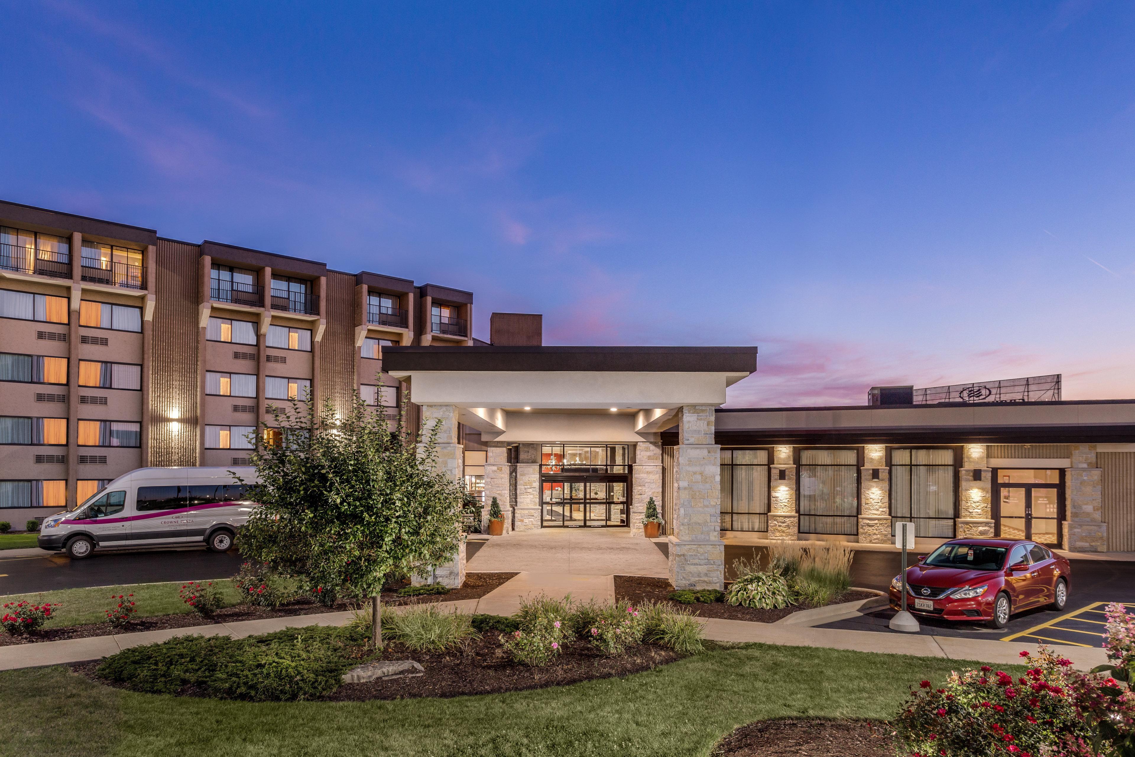 Crowne Plaza Milwaukee South By Ihg Hotel Bagian luar foto